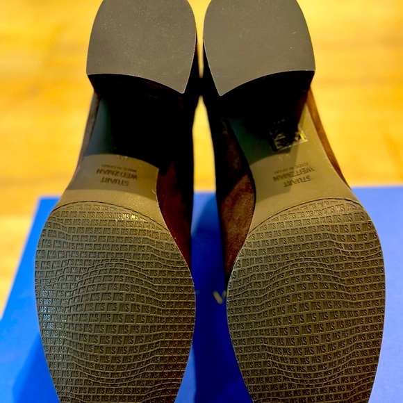 Stuart Weitzman Shara Suede boots never worn comes with box, bag size 8.5 Brown - Picture 5 of 7